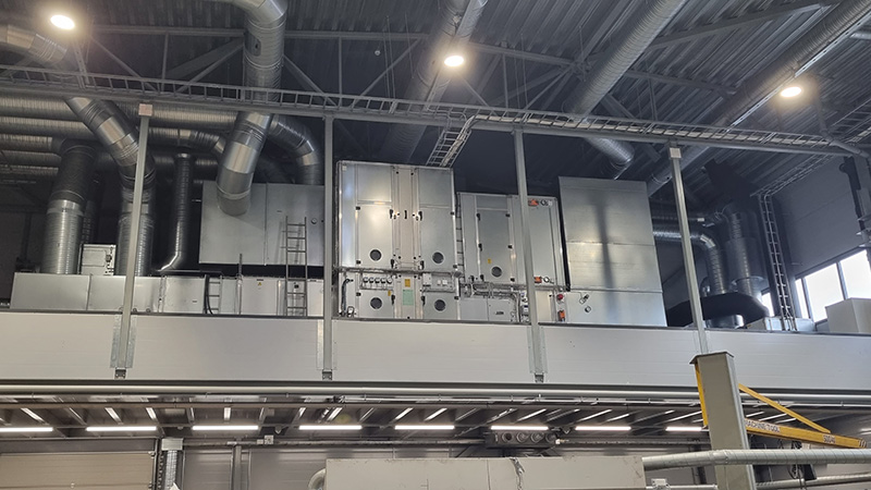 Hitsaamoiden ja maalaamoiden iv-kojeet